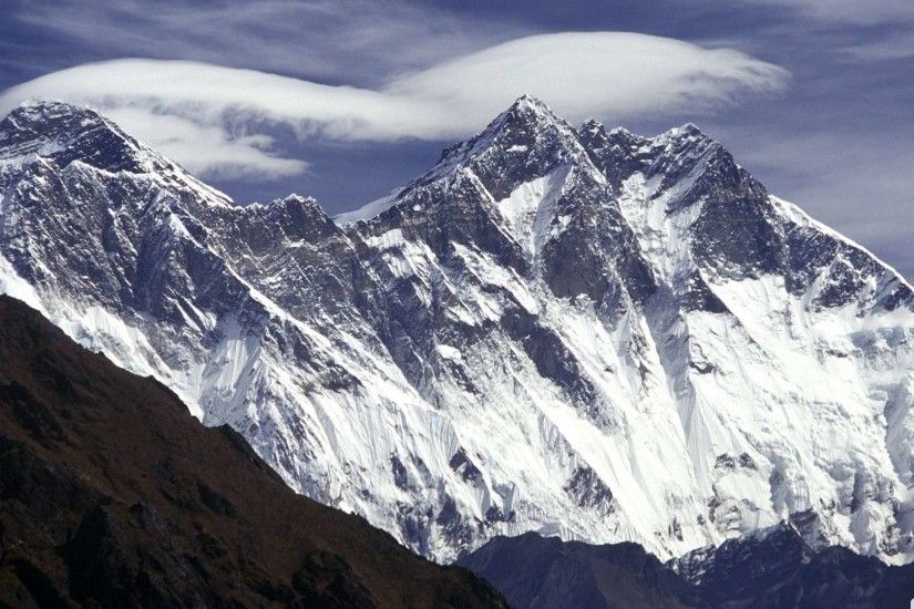 Mount Everest Desktop Wallpaper Hd