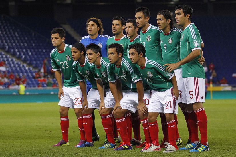 Usa V Mexico The Most Political Football Match Of 2016 Bbc