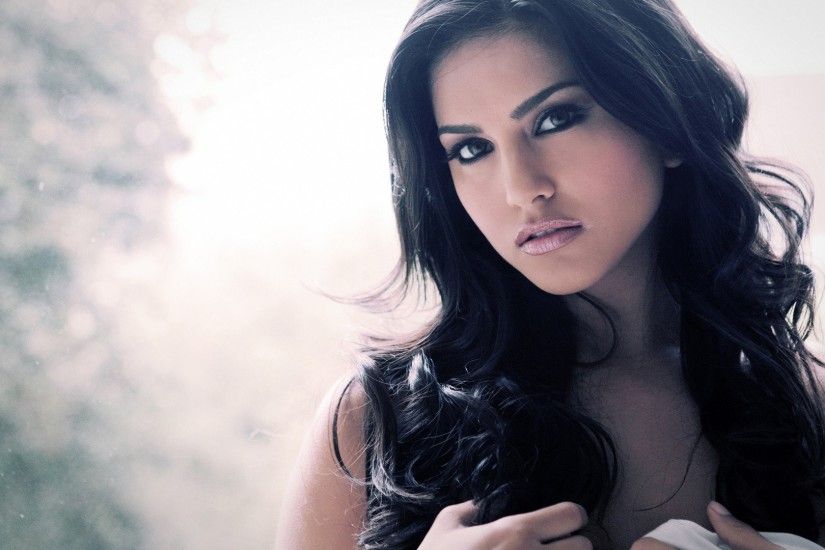 Wallpapers of Sunny Leone