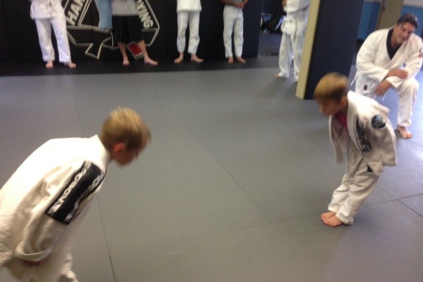 Kids Jiu Jitsu training at Hart's in Conshohocken.