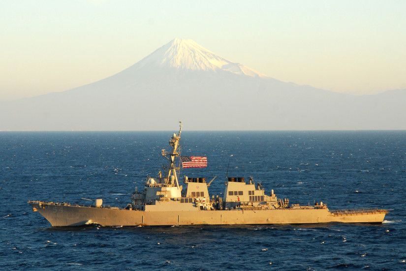 File:US Navy 091121-N-6720T-089 The guided-missile destroyer