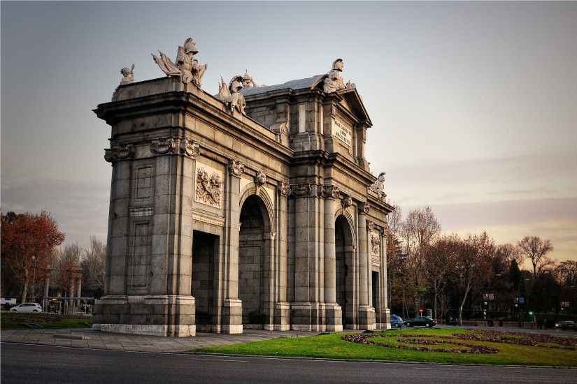 Alcala Gate Madrid Spain | Architecture Wallpapers