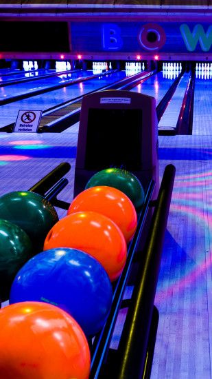 1080x1920 Wallpaper club, bowling, balls
