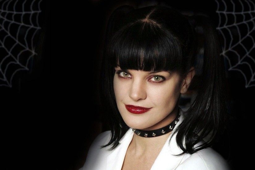Pauley Perrette photos and wallpapers