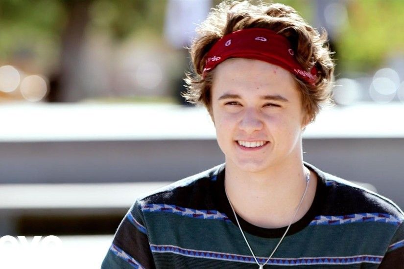 ... 25 Fun Facts About The Gorgeous Bradley Simpson Of The Vamps .