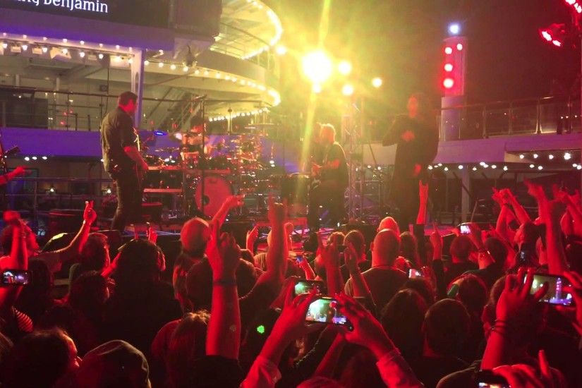 Video: Motionless in White performs with Breaking Benjamin on Axes &  Anchors