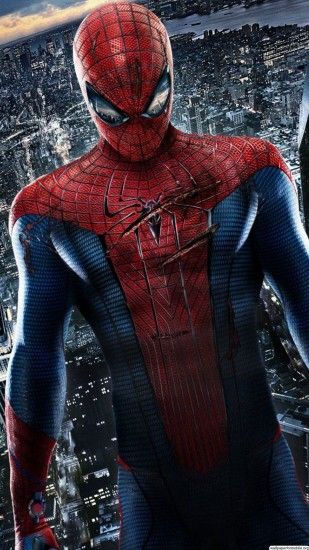 just watched Spider-Man 1 again and I'm like in love. I want him to be  reallll!