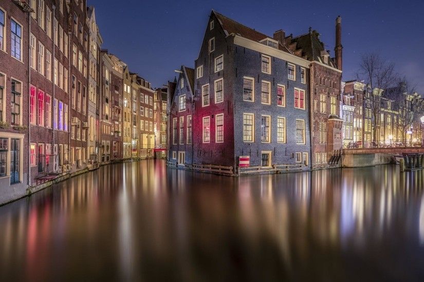 Amsterdam canal at night, Netherlands wallpaper