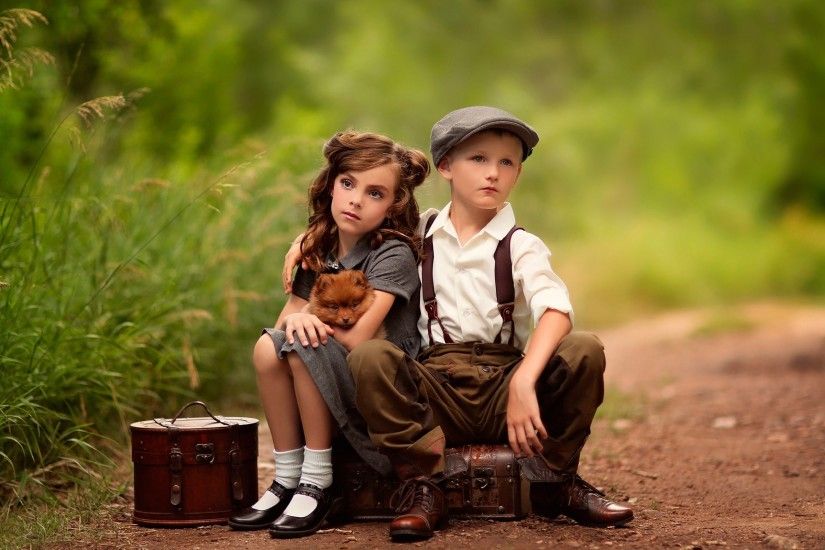 Cute child, girl, boy, dog, suitcases, waiting wallpaper 2560x1600