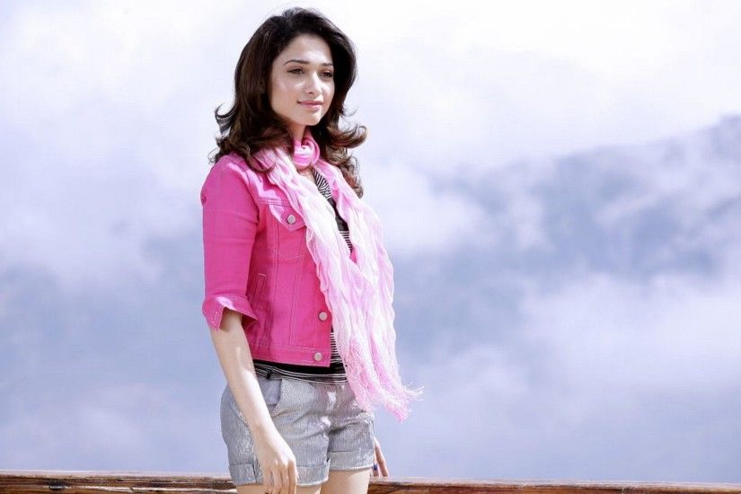 Top 10 Tamanna Bhatia Wallpapers Full Hd Images And