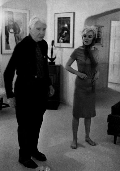 Marilyn Monroe visiting famed poet Carl Sandburg, 1962.