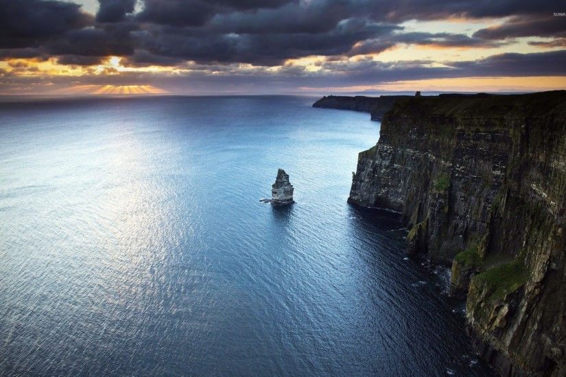 Cliffs of Moher, Ireland wallpaper