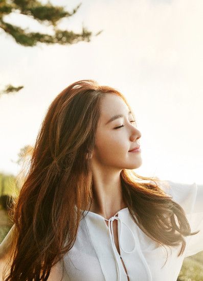 Girls' Generation's Yoona features in a new CF for Innisfree, released on  December The CF for Innisfree's 'Orchid Enriched Cream' was filmed on Jeju  Island.