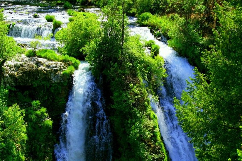 Waterfall-wallpaper-image-magnificent-nature-waterfalls