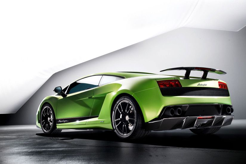 Wallpaper Area: Green Lamborghini Gallardo Wallpaper HD