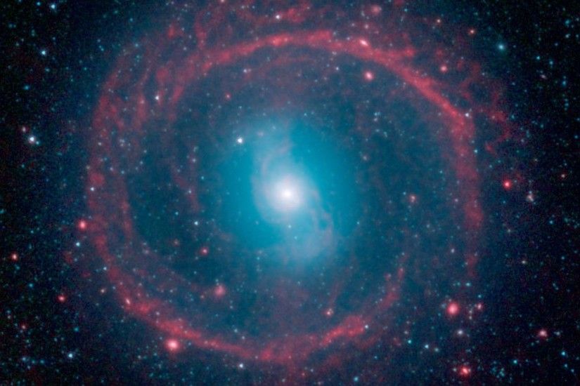 This image from NASA's Spitzer Space Telescope shows where the action is  taking place in galaxy