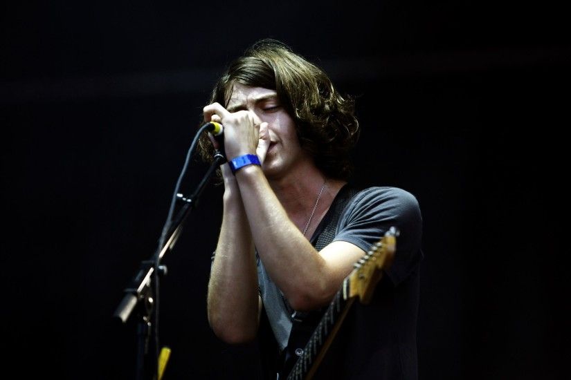 Alex Turner wallpapers and images - wallpapers, pictures, photos