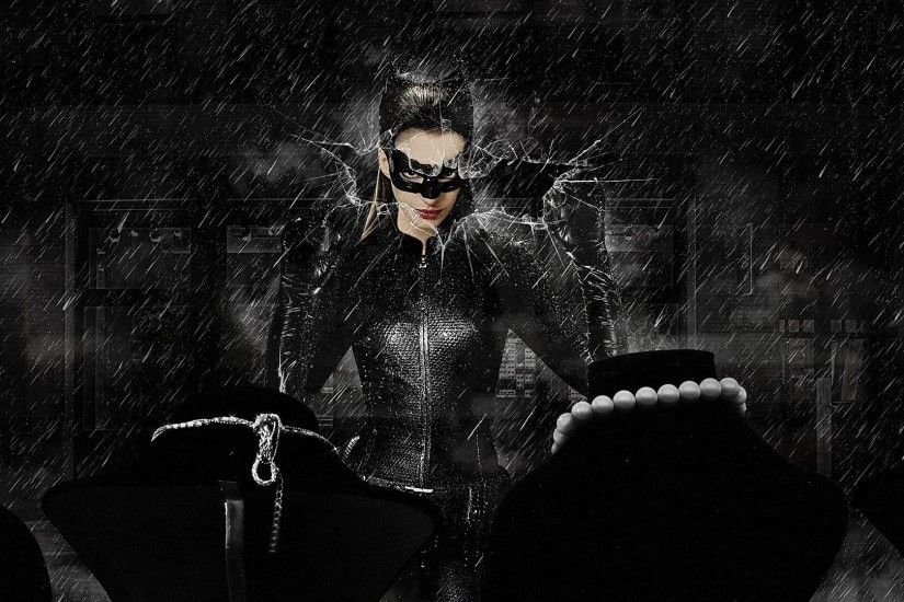 Anne Hathaway - Catwoman Wallpaper - 2
