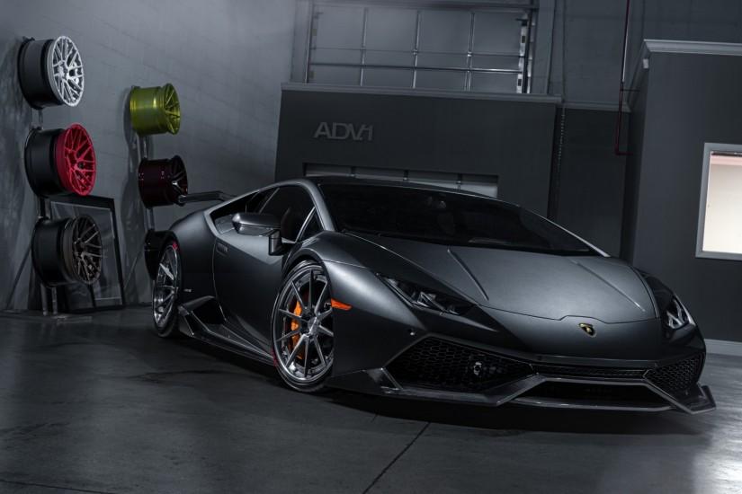 Automotive / Cars / Lamborghini Huracan