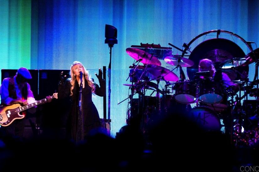 011-fleetwood-mac-live-indianapolis-bankers-life-fieldhouse-