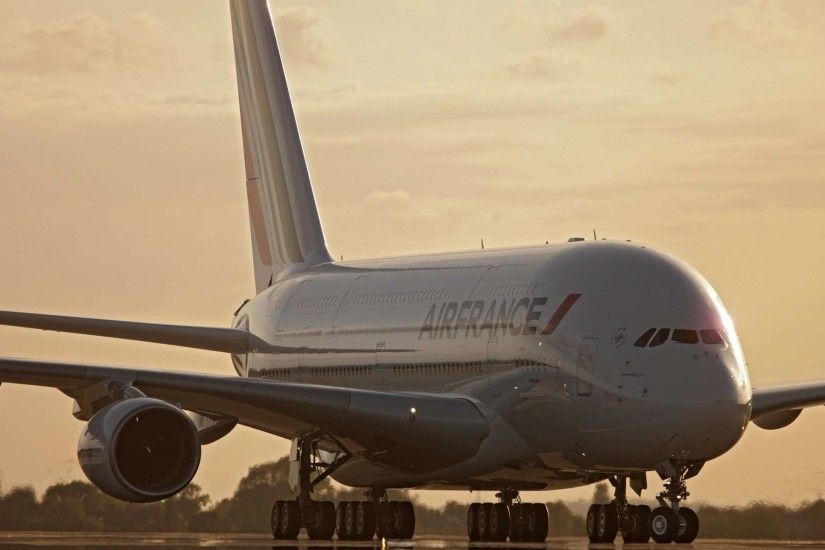 Vehicles - Airbus A380 Wallpaper