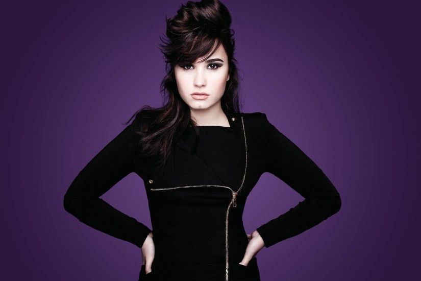 Demi Lovato Wide Desktop Background
