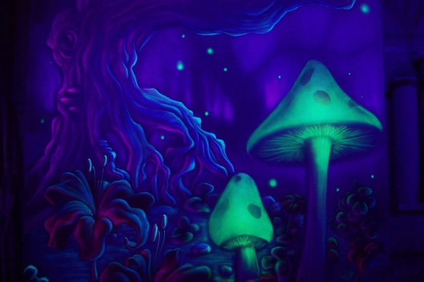 Trippy Mushroom Wallpaper