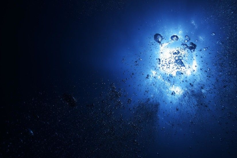Water-light-bubbles-depth-dark-blue-background