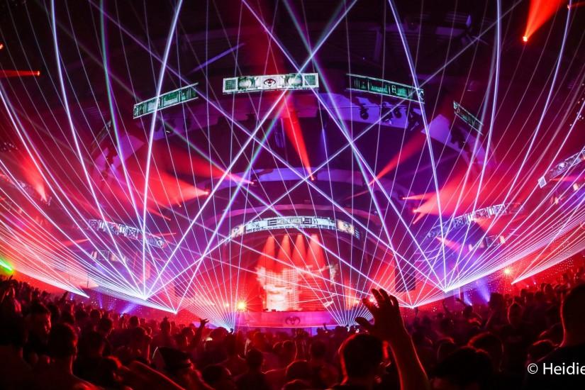 Eye candy: 40+ photos of beautiful EDM festival stage designs .