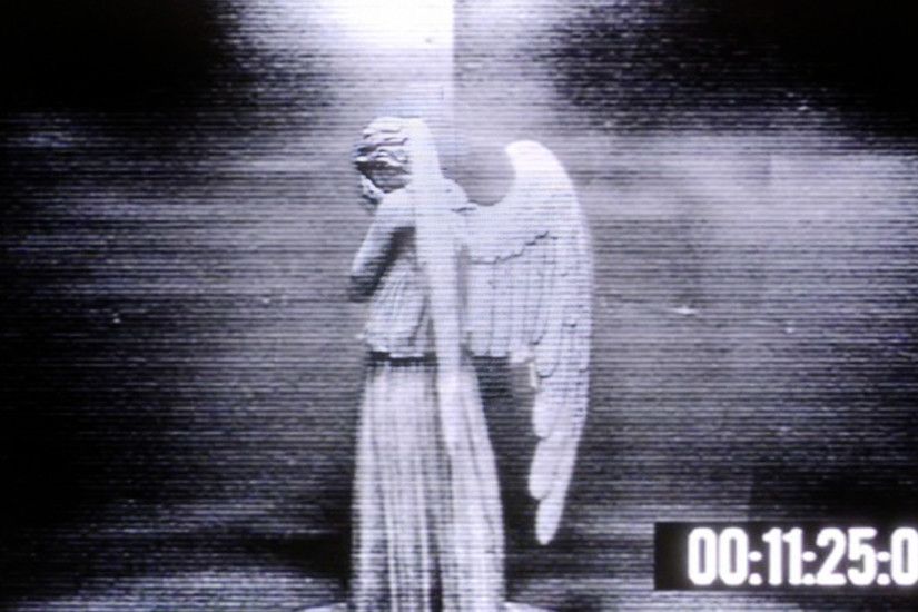 Weeping Angels wallpapers. Set it to change every few seconds for some fun.