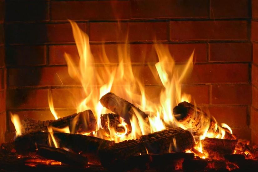 Fireplace - romantic - Full HD and 4K - 2 hours crackling logs Valentine's  Day - Love - YouTube