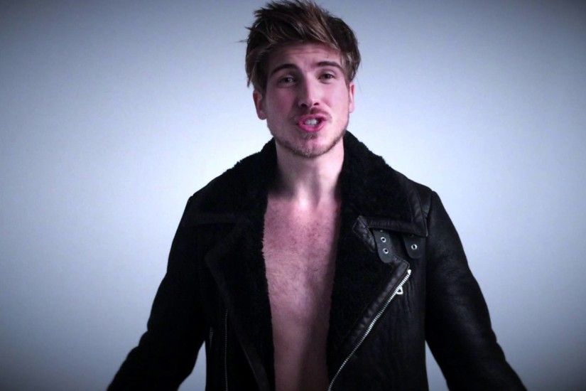 Gay Times November edition 2015 Behind The Scenes with Joey Graceffa