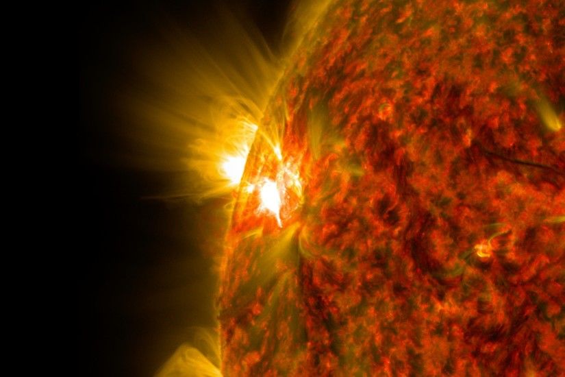 SDO captured this image of the second mid-level flare, an M7.9