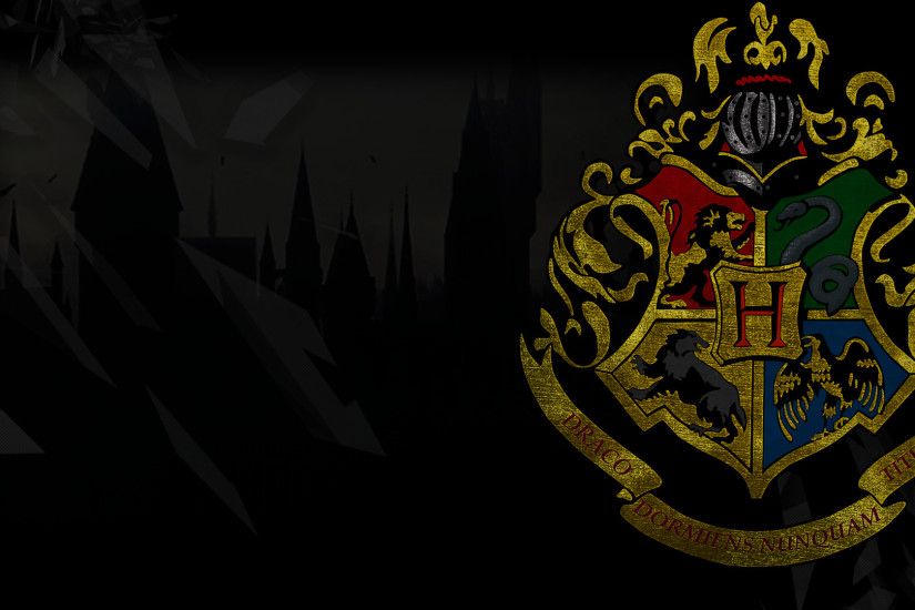 Filmy - Harry Potter Gryffindor Slytherin Hufflepuff Ravenclaw Tapeta