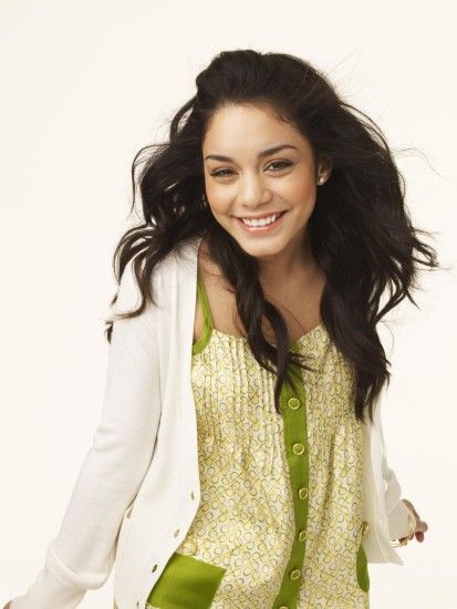 Google Image Result for http://images1.fanpop.com/images/photos/2600000/High -School-Musical-3-Vanessa-Hudgens-high-school-musical-2600557-1923-2560.jpg