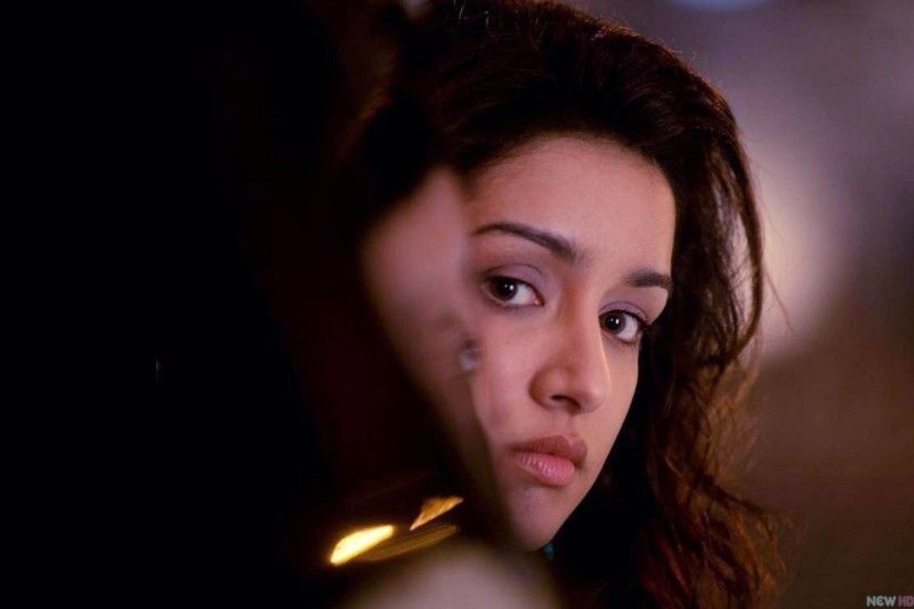 Here is a collection of the cute and bubbly Shraddha Kapoor images: