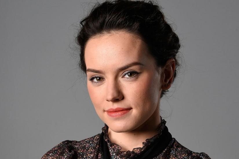 Daisy Ridley cute High Quality Wallpapers