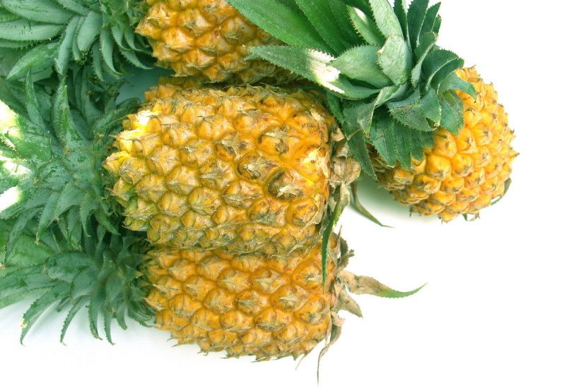Food - Pineapple Wallpaper