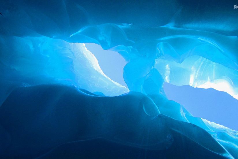 Blue glacier HD Wallpaper
