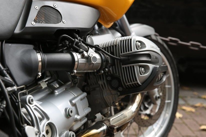 4K HD Wallpaper: Motorcycle Engine