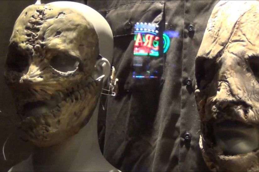 Slipknot Corey Taylor Mask Display Case HARD ROCK