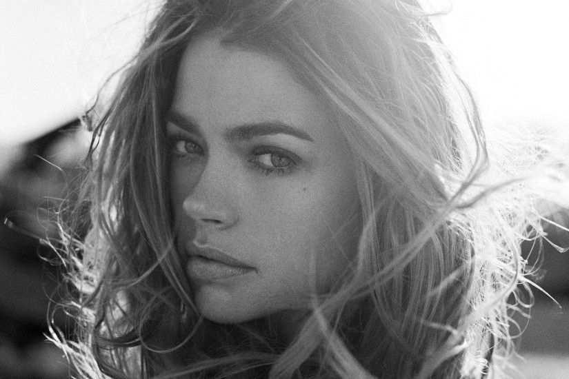 Denise Lee Richards (born February 17, 1971) is an American actress and  former