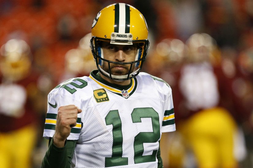 Aaron Rodgers Carted To Locker Room, Return To Game Questionable - Bleeding  Cool News And Rumors