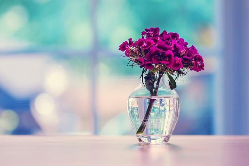 Table Flowers Background