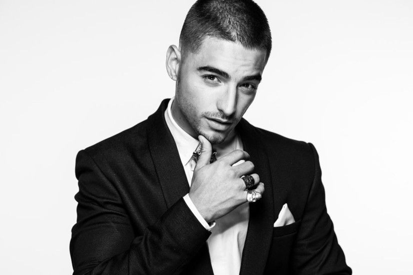 Maluma In Suit Wallpaper 22633