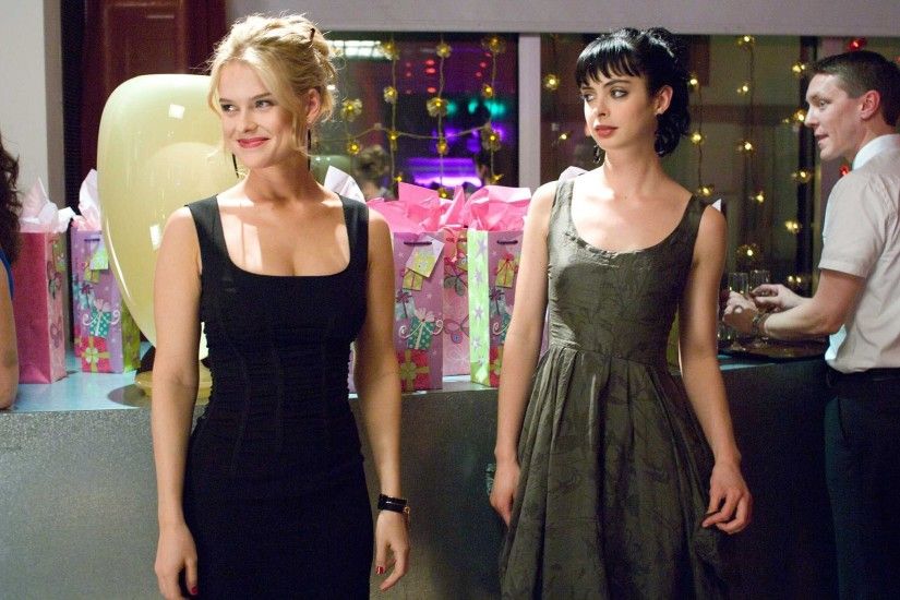 ... Krysten Ritter And Alice Eve In Shes Out Of My League Wallpaper