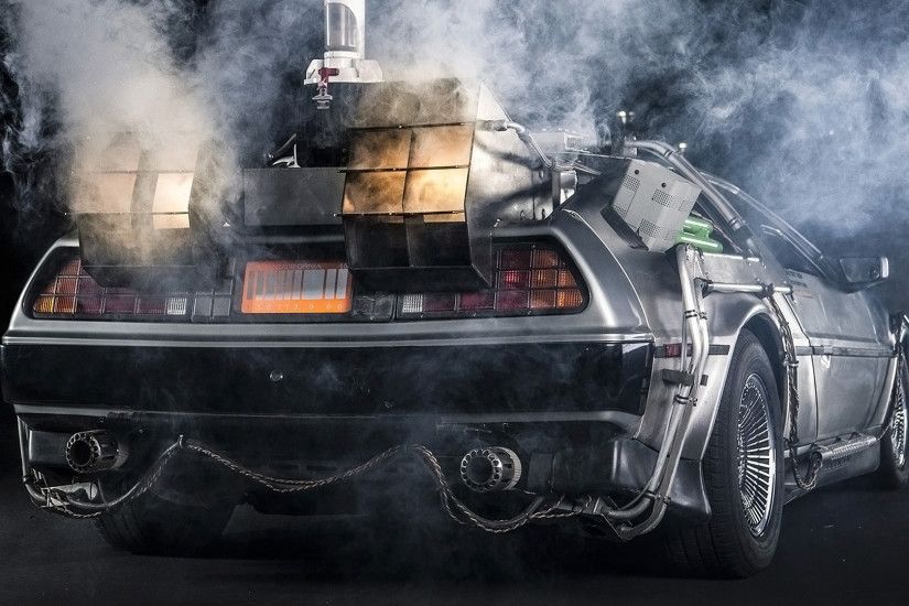 1985 DeLorean DMC-12 'Back to the Future' picture