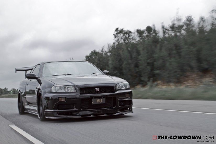 Vu's R34 GT-R V-Spec lives in Springvale, Victoria. Vu is the owner of a  body workshop called DT Panels which has definitely been advantageous for  this ...