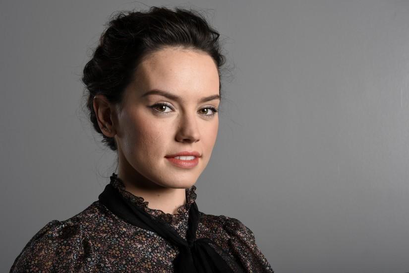 Daisy Ridley HD wallpapers free download