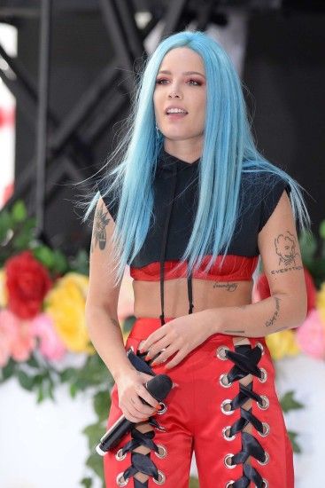 Halsey - Performs at Today Show in New York